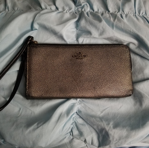 Coach pewter metal clutch - Picture 2 of 10